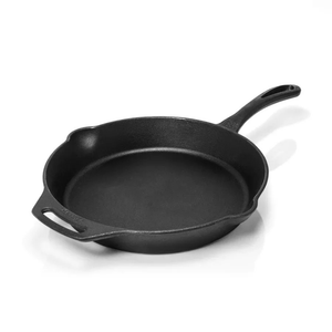 Petromax FP30 Essential gietijzeren skillet koekenpan met een diameter van 30 centimeter en een lange steel met tegenhandvat