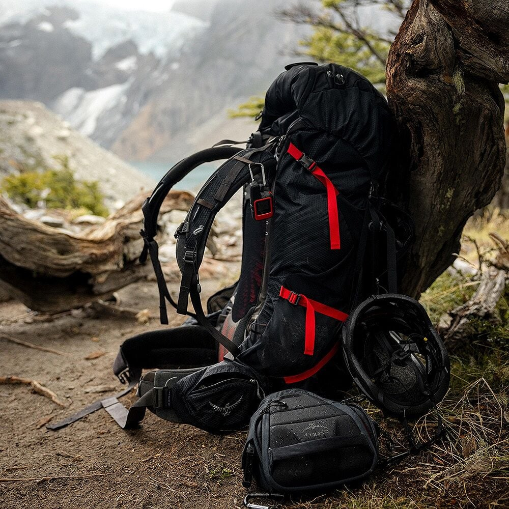 Osprey Aether Plus 85 Black L-XL grote zwarte heren trekkingrugzak van 85 liter met verstelbaar rugpand