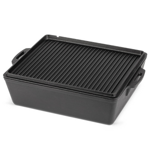 Grote rechthoekige Petromax k12 gietijzeren broodpan van 8 liter met een deksel met opstaande rand en zijhandgrepen voor brood en ovenschotels.