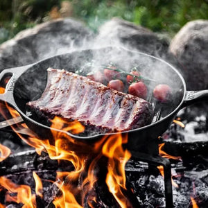 Petromax GP30T gietijzeren grillpan skillet met een diameter van 30 centimeter, een geribbelde bodem en een lange steel