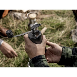 kleine draagbare pertomax koffie molen met gietijzeren maalwerk voor verse outdoor koffie